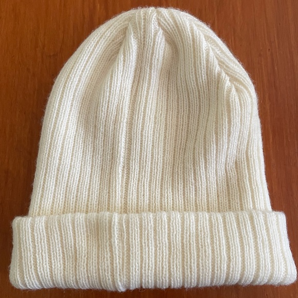 Clear Creek Classic Rib-knit Cuffed White Beanie - Picture 2 of 5